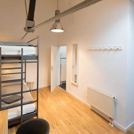 Apartment Grosse Luxus-ferienwohnung Im Alten Lokschuppen *